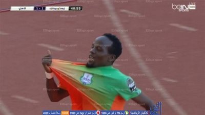 بالفيديو.. زيسكو يضرب شباك الأهلي بهدف مشكوك في صحته 