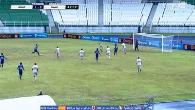 بالفيديو.. مهاجم إنيمبا يهدر فرصة التعادل أمام مرمى الزمالك 