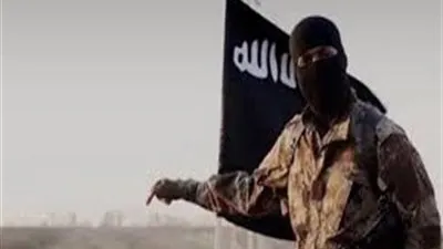 البحث عن 6 سفن بالبحر المتوسط تحمل أسلحة لـ