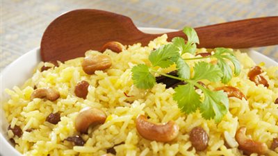  أطباق رمضان: طريقة عمل أرز بالكبد والقوانص والمكسرات  