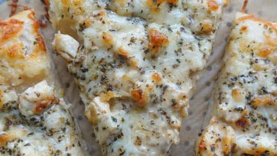 أطباق رمضان: طريقة عمل البيتزا بالدجاج  