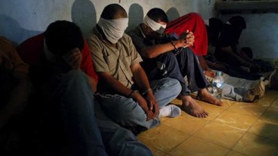 ننشر أسماء المختطفين المصريين الـ8 في ليبيا وتفاصيل الأزمة