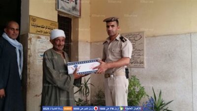 أمن أسيوط يوزع كرتونة رمضان على الفقراء والمحتاجين بالمراكز والقرى (صور) 