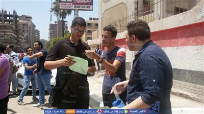 حالة من السعادة بين طلاب الثانوية العامة بالدقهلية لسهولة امتحان الأحياء (صور)