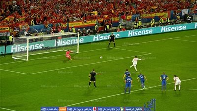 بالفيديو.. راموس يهدر ضربة جزاء بشكل غريب أمام كرواتيا - يورو 2016