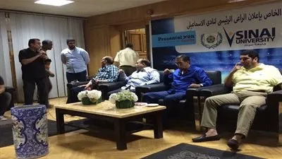 مسؤولو الإسماعيلي يطالبون بعقد جلسة مع إدارة الأهلي لإنهاء أزمة ملعب المباراة