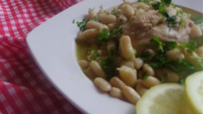 أطباق رمضان: طريقة عمل فاصوليا بيضاء بالدجاج