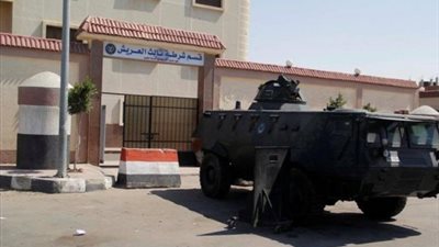 استشهاد أمين شرطة وإصابة أخر في هجوم إرهابي أمام قسم ثالث العريش