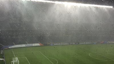 الطقس يؤجل لقاء تشيلي وكولومبيا 