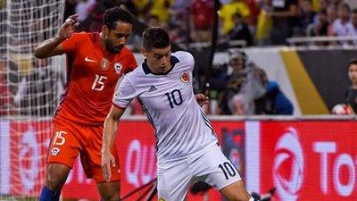 بالفيديو.. تشيلي تهزم كولومبيا في مباراة طويلة وتصعد لنهائي مكرر أمام الأرجنتين