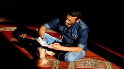 شروط صحة الاعتكاف.. بين توقيت الالتزام بالمسجد وممارسة الحياة الطبيعية