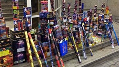 ضبط 2000 صاروخ ألعاب نارية محظور التداول داخل سنترال بدمنهور