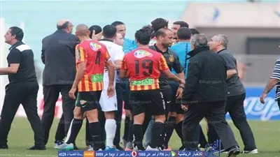 تونس تدرس قرار منع إنتداب اللاعبين و المدربين الأجانب   
