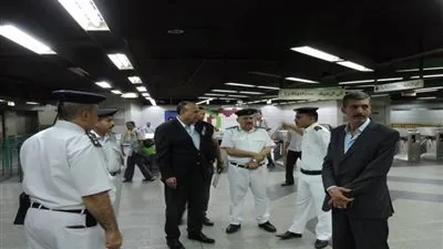 مدير شرطة النقل يتفقد الخدمات الأمنية بشوارع القاهرة