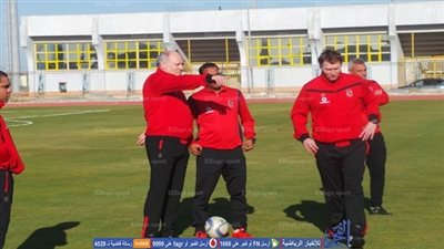 بالصور.. فقرة خاصة للتسديد على المرمى بمران الأهلي