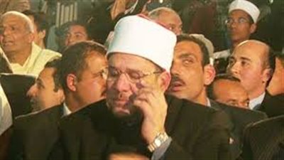 وزير الأوقاف يبكي خلال خطبة الجمعة 