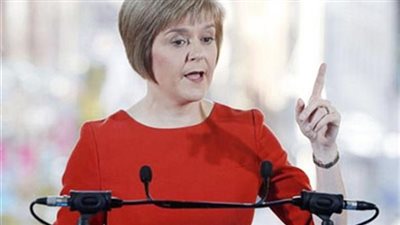 اسكتلندا تتحدى بريطانيا وتتمسك بالبقاء في الاتحاد الأوروبي 