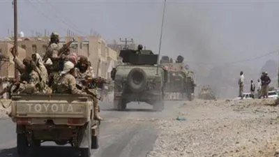  مقتل 33 عنصراً من الحوثيين والقوات الحكومية في معارك باليمن