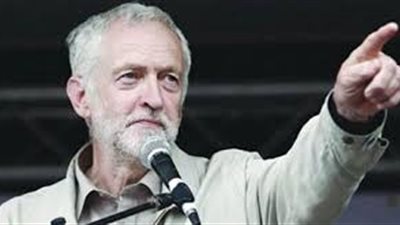 زعيم حزب العمال البريطاني يرفض تقديم استقالته ويؤكد استمراره في منصبه 