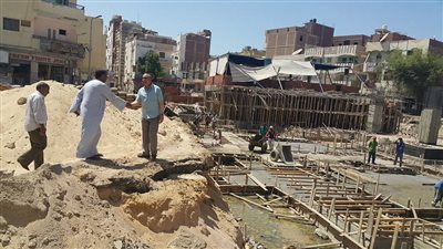 محافظ البحر الأحمر يوجه بسرعة الانتهاء من أعمال الإنشاءات بمسجد الدهار في الغردقة (صور)