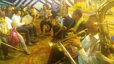 حفلات فنية وآمسيات دينية تجذب عشرات الأسر بشبين الكوم (فيديو وصور)