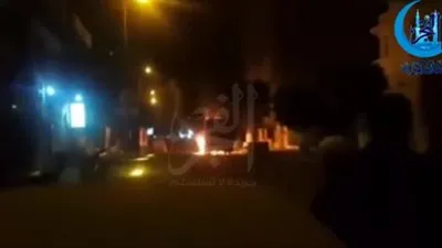 حريق هائل يلتهم سيارة محملة بالقمامة في الإسكندرية