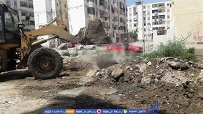 حملة موسعة لحل مشكلة الصرف الصحي بمنطقة الحراسات في ضواحي بورسعيد (صور)