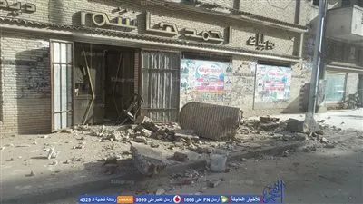 سقوط شرفة في منطقة سكنية بدمياط (صور)