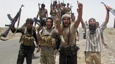 المقاومة تصد هجمات عنيفة للحوثيين في تعز