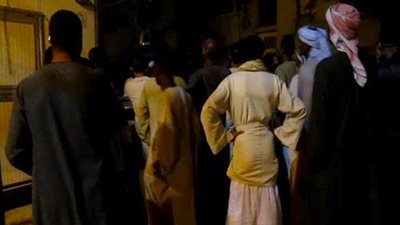 تجمهر أهالي المنشية بكوم أمبو لمطالبة الأمن حمايتهم من البلطجية