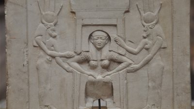   لوحة الولادة تتصدر قائمة التصويت في اختيار قطعة شهر يوليو بالمتحف المصري   