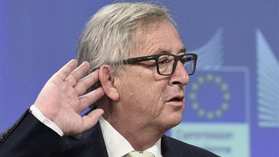 المفوضية الأوروبية ترد على كاميرون: خروج بريطانيا لم يكن بسبب الهجرة