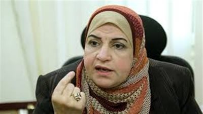 وزير قطاع الأعمال يعتمد موازنة الشركة القابضة للسياحة والفنادق