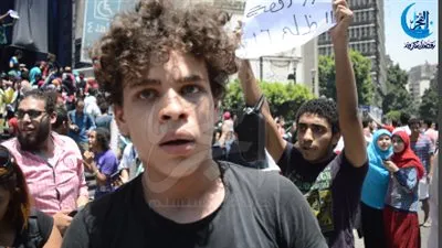 طالب ثانوية لـ