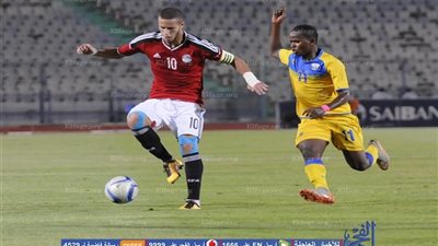 مدرب المنتخب يهدد بالاستقالة بسبب رمضان صبحي