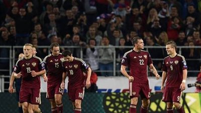 مدرب منتخب روسيا يرحل عن منصبه