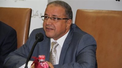 مطر: يعين 8 مديرين جدد لإدارة شئون التطوير والجودة الشاملة بالضرائب 