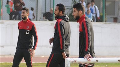 الفولي: الأهلي سيستغني عن أحمد عادل ومسعد عوض ويتعاقد مع هذا الثنائي