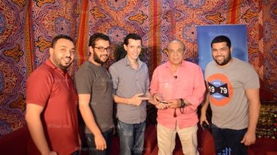 بالصور.. تكريم النجم هادى الجيار فى خيمة 