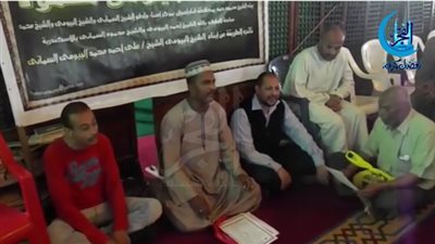 حلقات الإنشاد بأبو العباس تشعل روحانيات رمضان.. وأحد أبناء الطريقة: 