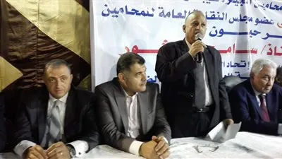 نقيب محامين شمال الجيزة يطالب 