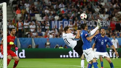 بالفيديو.. دراكسلر يفشل في هز شباك الطليان بكرة مزدوجة - يورو 2016 