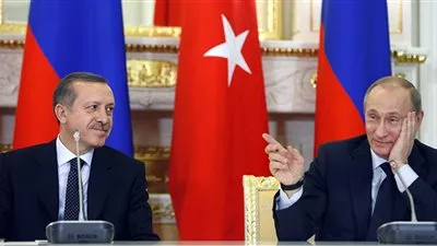 أوغلو: أردوغان قد يلتقي بوتين الشهر الجاري