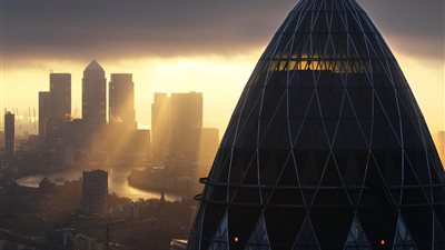 اندبندنت: فرنسا تسعى لجذب الشركات الدولية بلندن بعد تصويت خروج بريطانيا