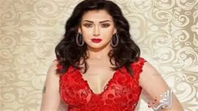 غادة عبدالرازق تبرأ ماجد المصرى على الهواء في 