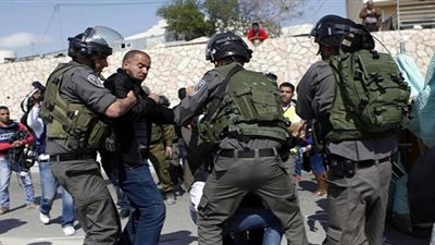  الاحتلال الإسرائيلي يعتقل 10 مقدسيين