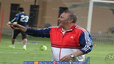 شوقي غريب يغادر معسكر فريقه لوفاة أحد أقاربه