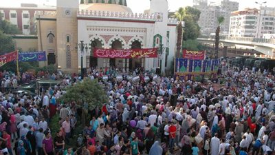 صلاة العيد .. بين حكمها وتكبيراتها ..وعلاقتها بالنساء