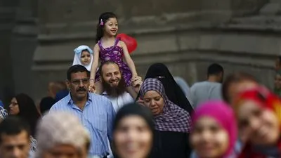 343 ساحة بالقاهرة جاهزة لصلاة لعيد الفطر 