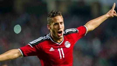 بالصورة.. صحفي بـ